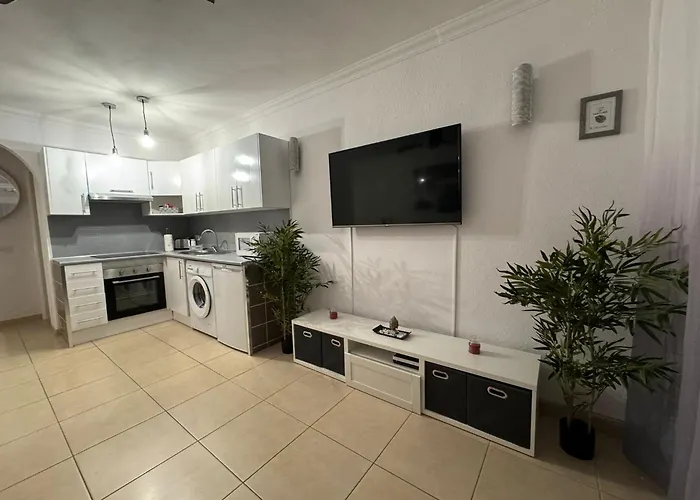 Amarilla Golf Scorpio *