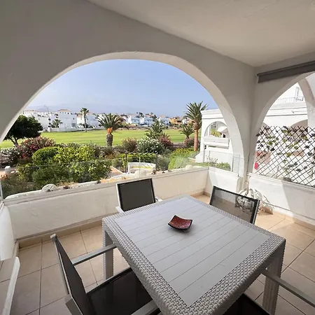 Amarilla Golf Scorpio